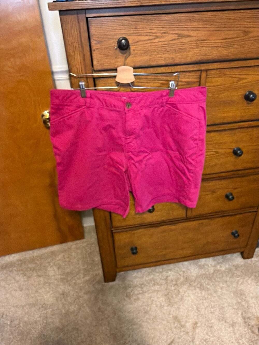 St. John's Bay Women's 8" Inseam Chino Shorts Pink Size 20W  2 pair pink and kha